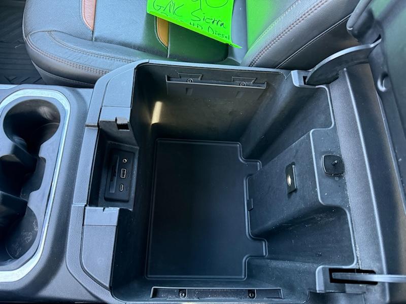 GMC Sierra 2500HD AT4 Crew Cab Long Box 4WD 2020