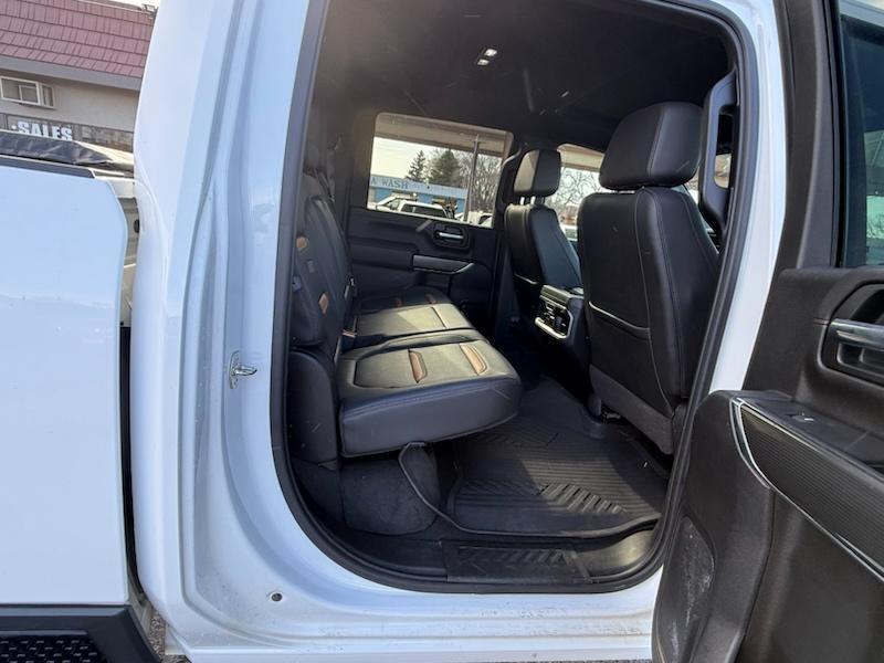 GMC Sierra 2500HD AT4 Crew Cab Long Box 4WD 2020
