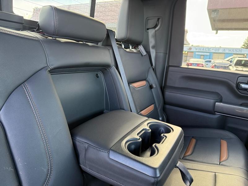 GMC Sierra 2500HD AT4 Crew Cab Long Box 4WD 2020