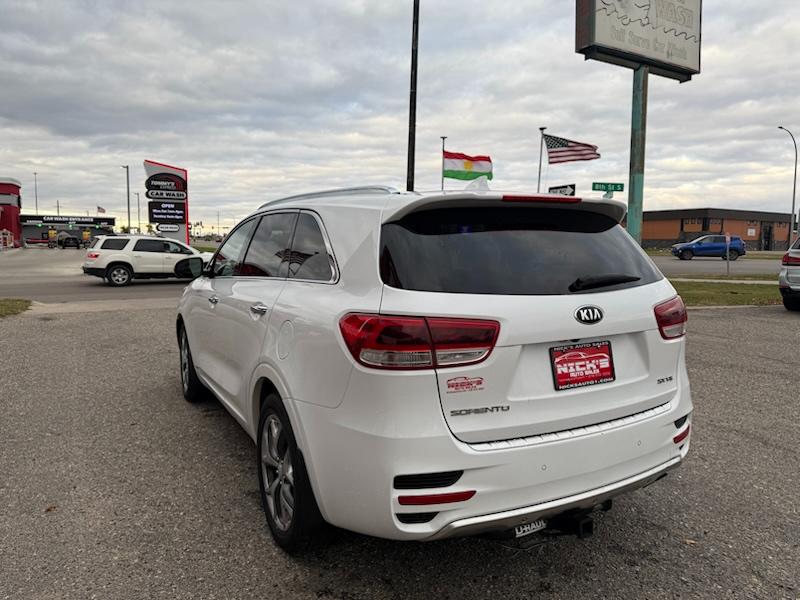 Kia Sorento SX V6 AWD 2017 Kia Sorento SX V6 AWD 2017
