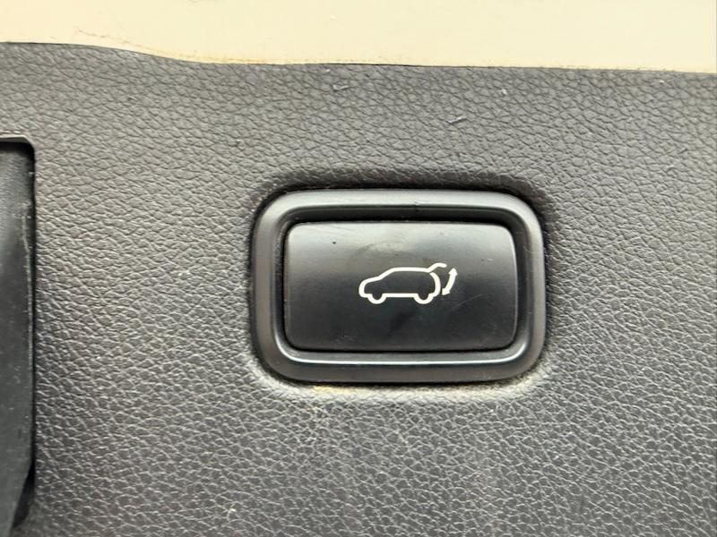 Kia Sorento SX V6 AWD 2017 Kia Sorento SX V6 AWD 2017