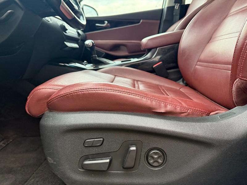 Kia Sorento SX V6 AWD 2017 Kia Sorento SX V6 AWD 2017