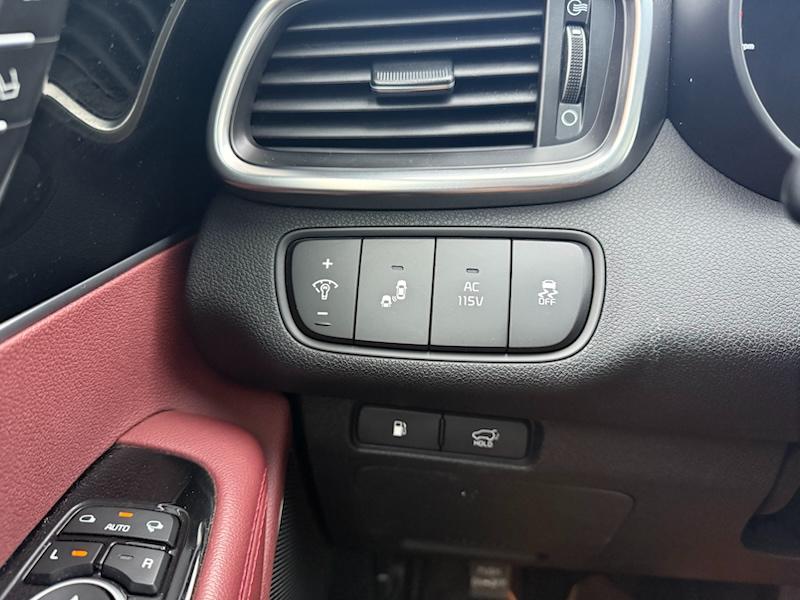 Kia Sorento SX V6 AWD 2017 Kia Sorento SX V6 AWD 2017