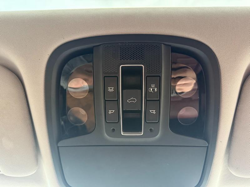 Kia Sorento SX V6 AWD 2017 Kia Sorento SX V6 AWD 2017