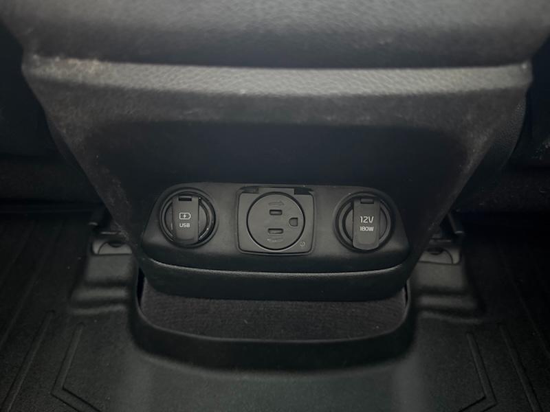 Kia Sorento SX V6 AWD 2017 Kia Sorento SX V6 AWD 2017