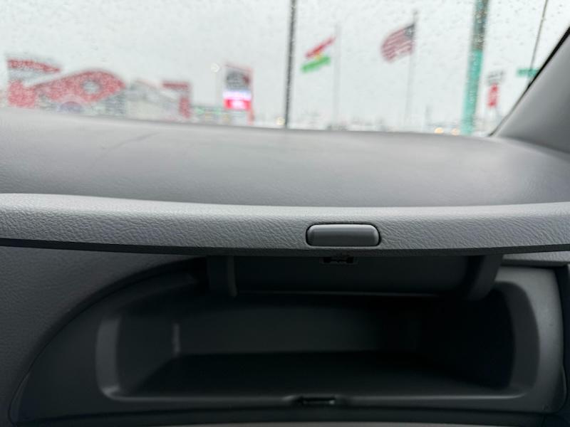 Toyota Sienna XLE FWD 2010