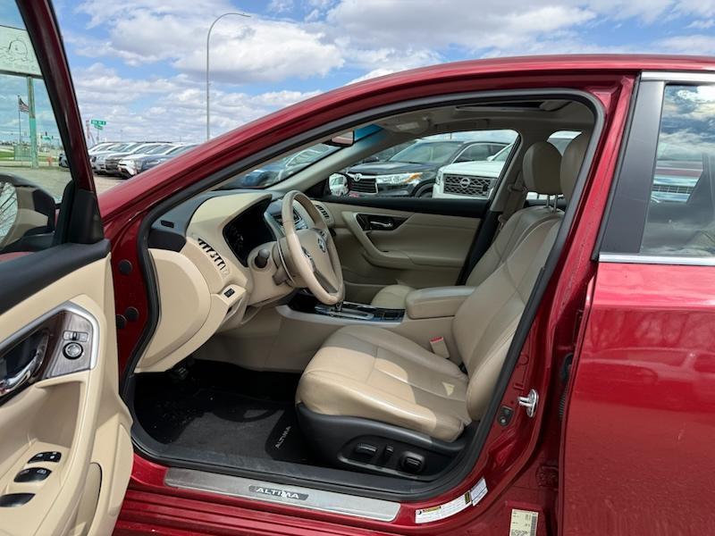 Nissan Altima 3.5 SV 2015