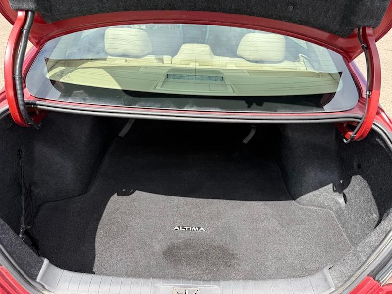 Nissan Altima 3.5 SV 2015