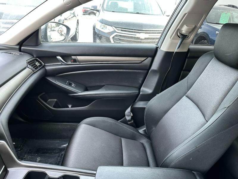 Honda Accord LX CVT 2020