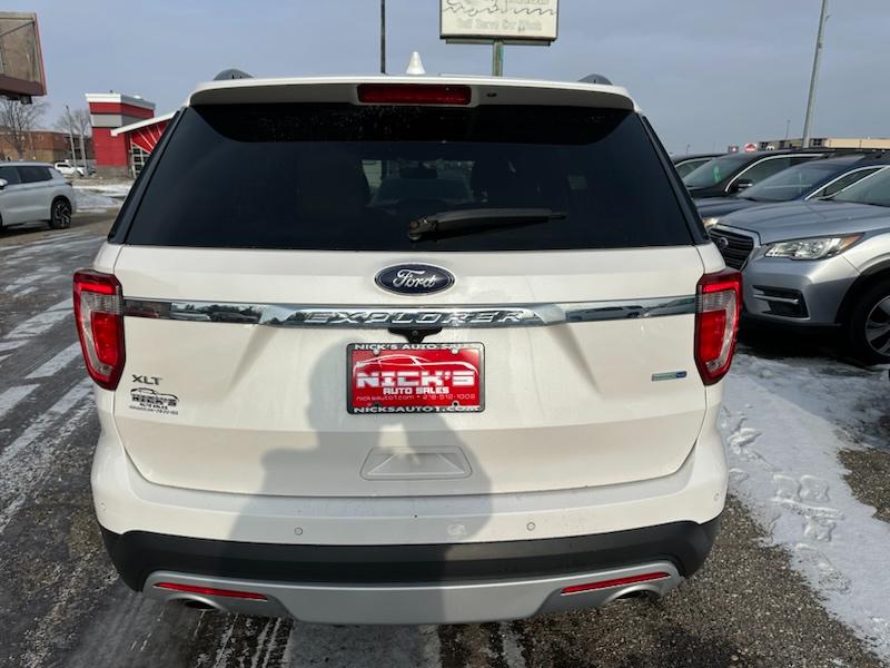 Ford Explorer XLT 4WD 2016