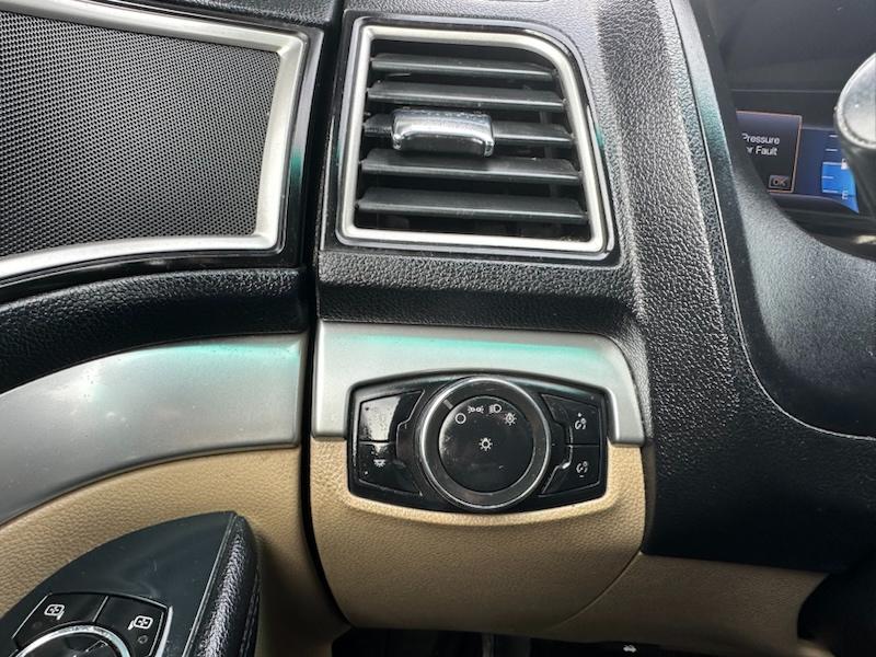 Ford Explorer XLT 4WD 2016