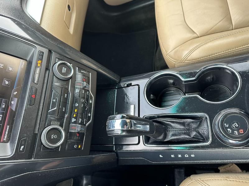 Ford Explorer XLT 4WD 2016