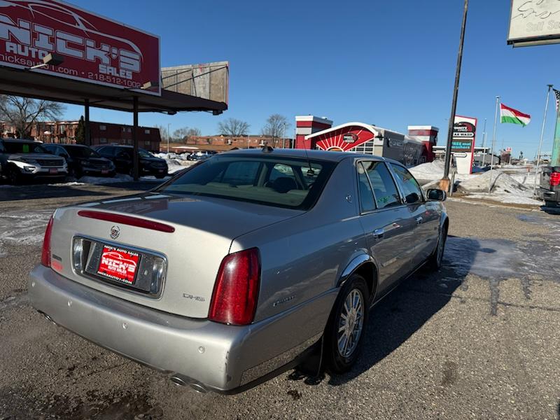Cadillac DeVille DHS 2004