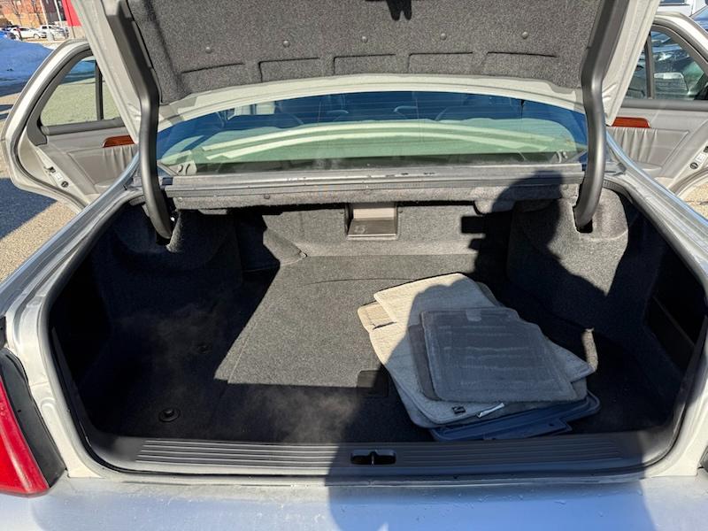 Cadillac DeVille DHS 2004