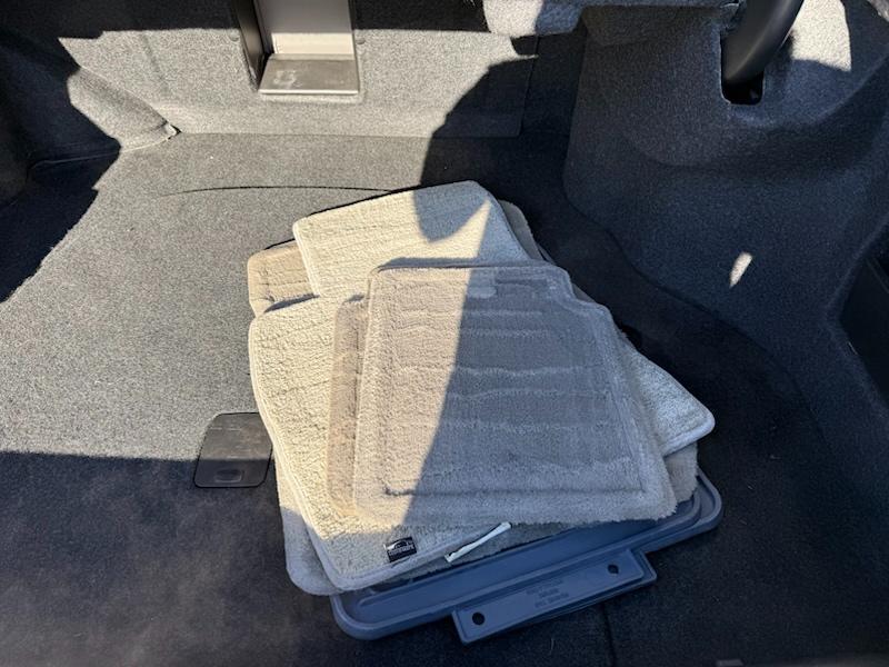 Cadillac DeVille DHS 2004