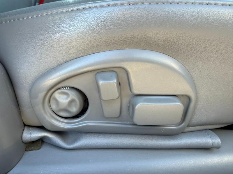 Cadillac DeVille DHS 2004