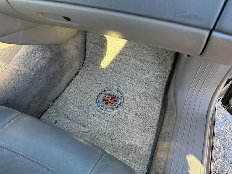 Cadillac DeVille DHS 2004