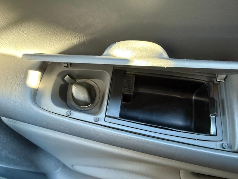 Cadillac DeVille DHS 2004