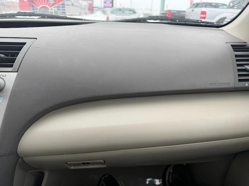 Toyota Camry LE 2009