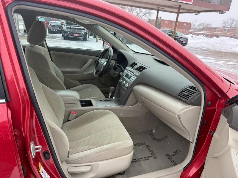 Toyota Camry LE 2009