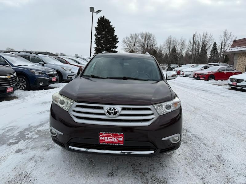 Toyota Highlander Base 4WD 2013