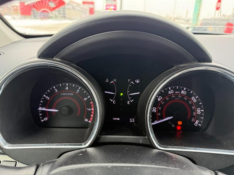 Toyota Highlander Base 4WD 2013