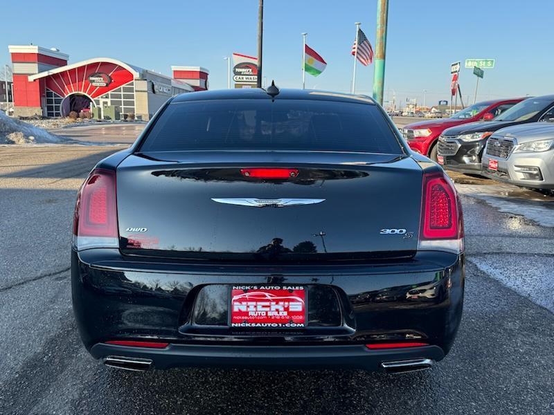 Chrysler 300 S V6 AWD 2017