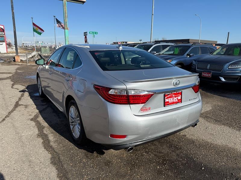 Lexus ES 350 Sedan 2013