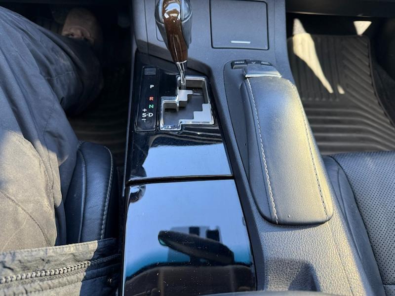 Lexus ES 350 Sedan 2013