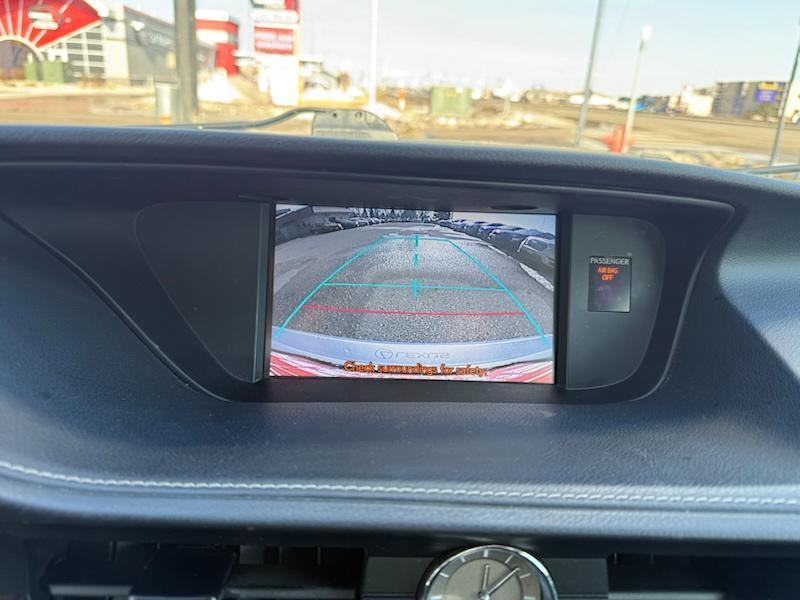 Lexus ES 350 Sedan 2013