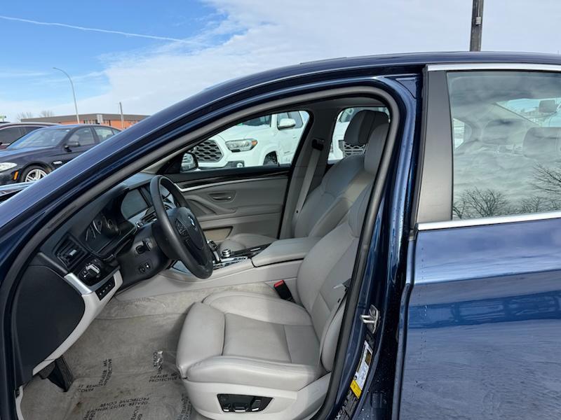 BMW 5-Series 535i xDrive 2013
