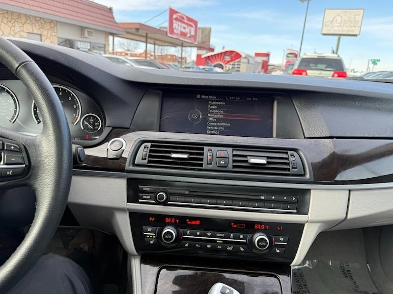 BMW 5-Series 535i xDrive 2013