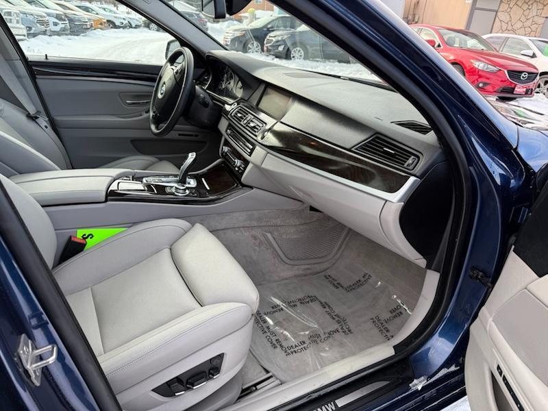 BMW 5-Series 535i xDrive 2013