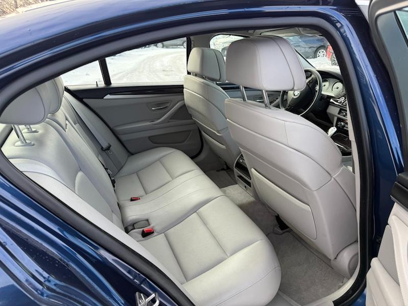 BMW 5-Series 535i xDrive 2013