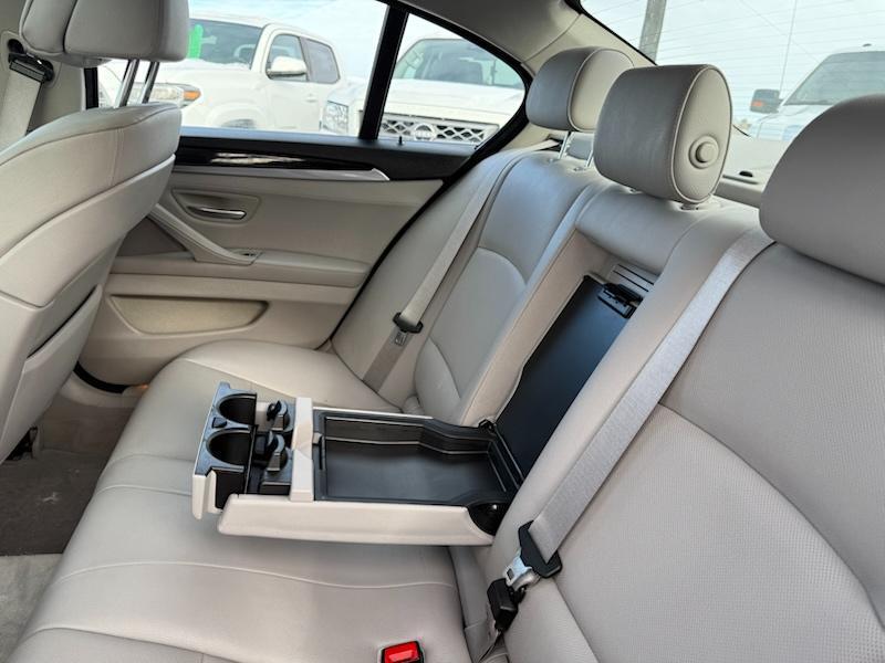 BMW 5-Series 535i xDrive 2013