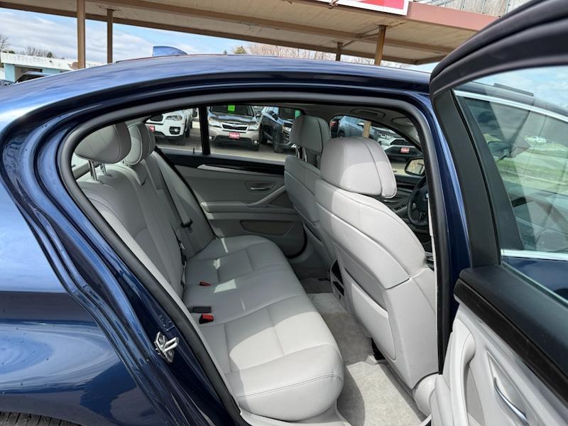 BMW 5-Series 535i xDrive 2013
