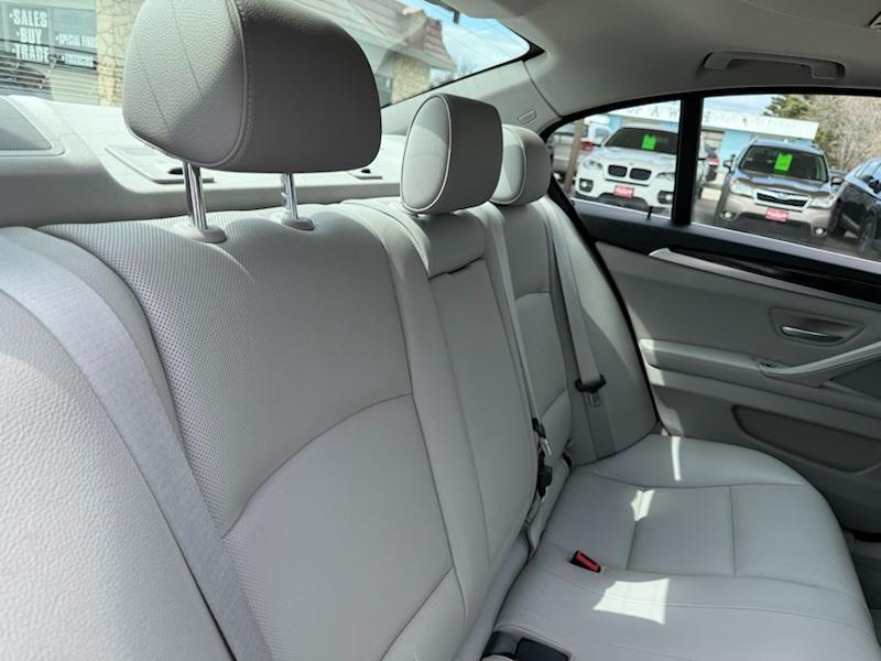 BMW 5-Series 535i xDrive 2013