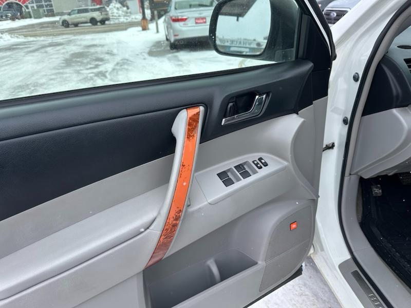 Toyota Highlander Limited 4WD 2008