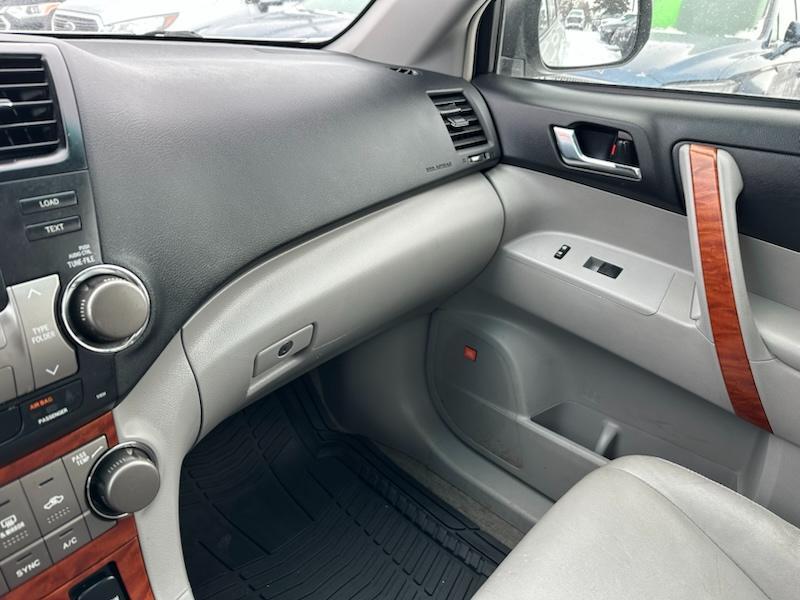 Toyota Highlander Limited 4WD 2008