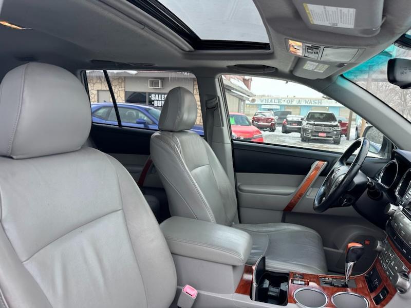 Toyota Highlander Limited 4WD 2008