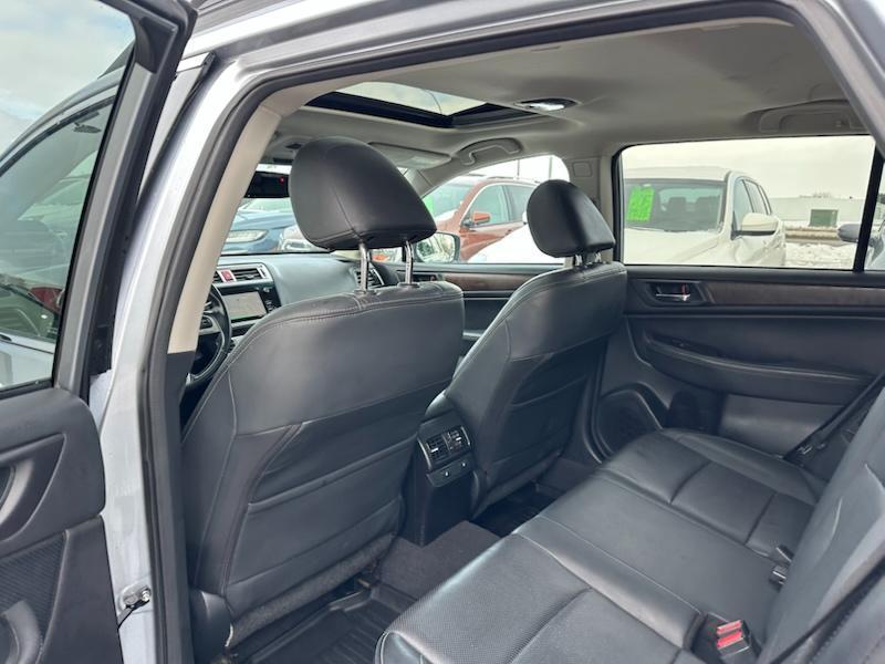 Subaru Outback 2.5i Limited 2015