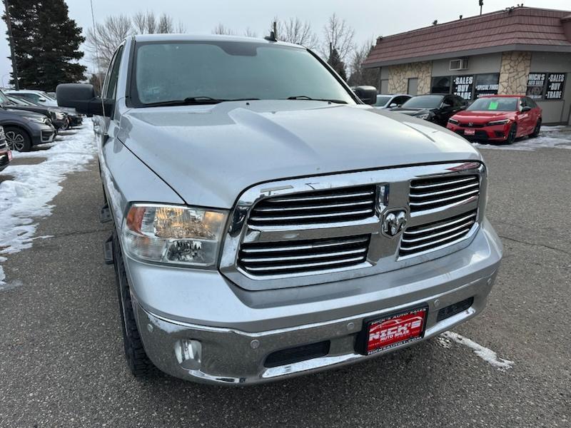 RAM 1500 SLT Crew Cab SWB 4WD 2016