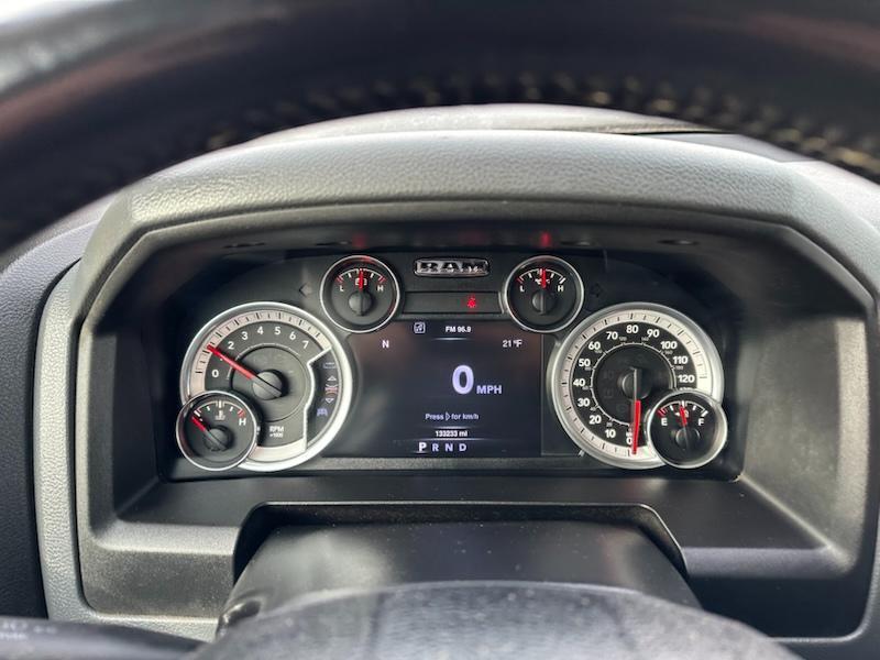 RAM 1500 SLT Crew Cab SWB 4WD 2016