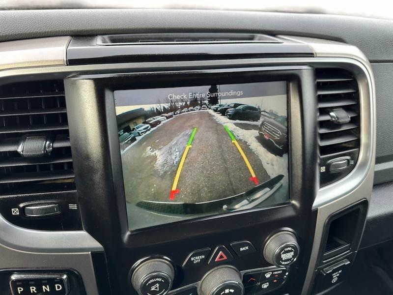 RAM 1500 SLT Crew Cab SWB 4WD 2016