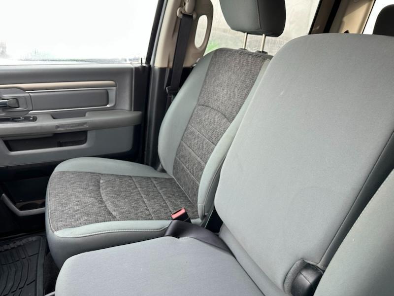 RAM 1500 SLT Crew Cab SWB 4WD 2016