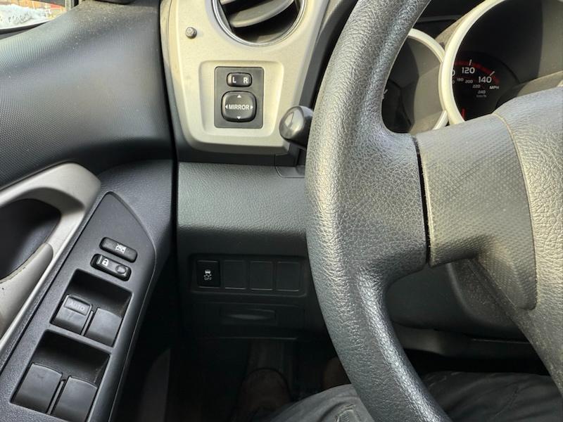 Toyota Matrix S AWD 4-Speed AT 2009