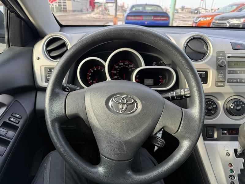 Toyota Matrix S AWD 4-Speed AT 2009