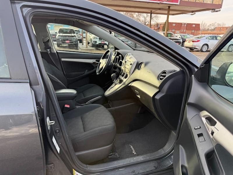 Toyota Matrix S AWD 4-Speed AT 2009