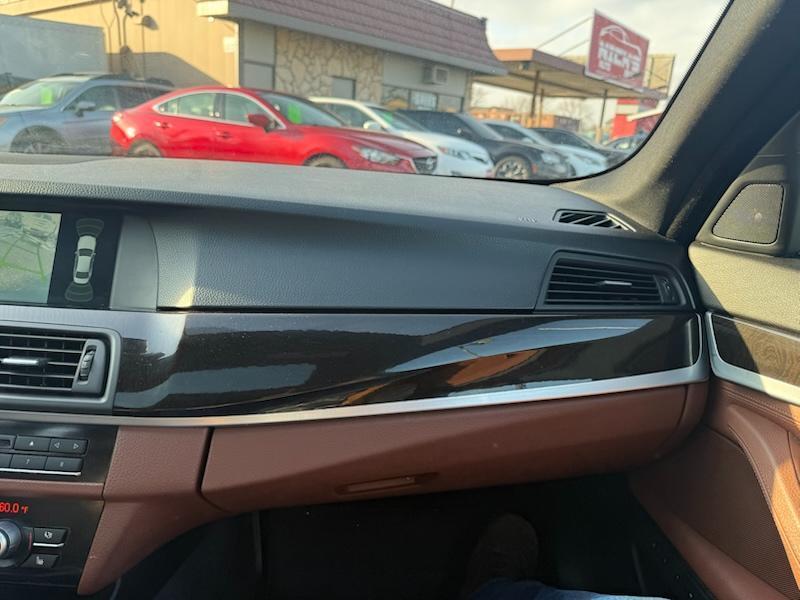 BMW 5-Series 535i xDrive 2013