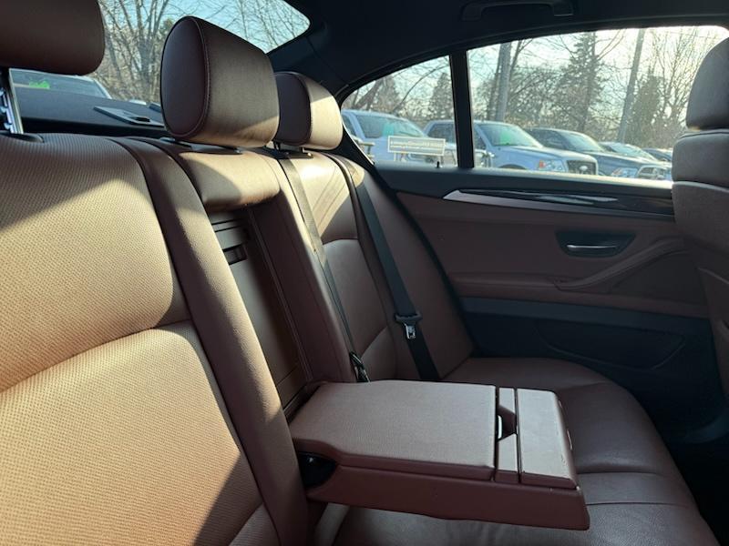 BMW 5-Series 535i xDrive 2013